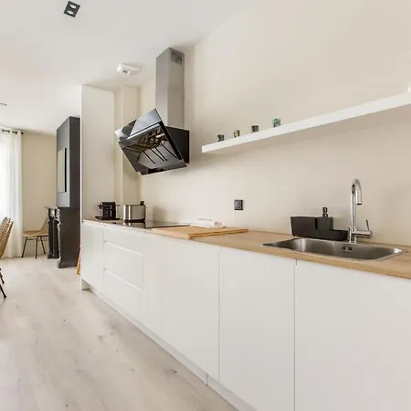 Appartement Spacieux Et Moderne 4 Chambres A 5Mn A Pieds Republique Rijsel Buitenkant foto