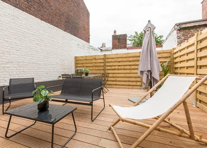 Appartement spacieux et moderne 4 chambres à 5mn à pieds République